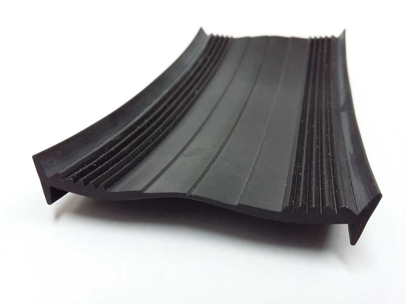 Spodní gumový profil šíře 60mm pro polykarbonátové desky