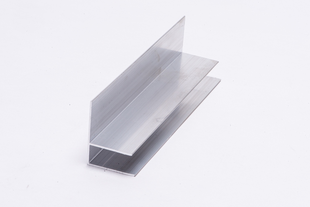 Ukončovací F hliníkový profil pro polykarbonátové desky 16mm